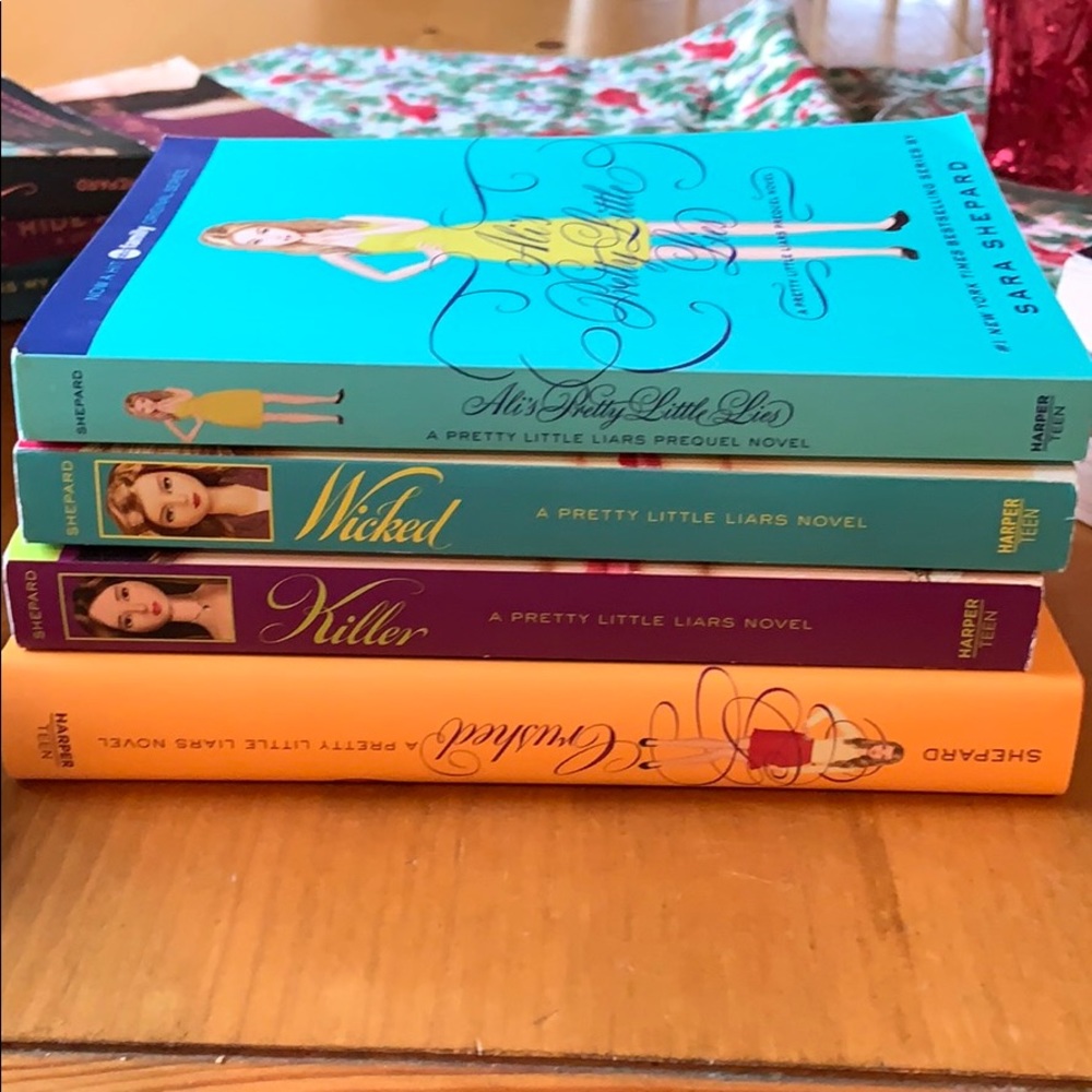 Four of the Pretty Little Liar Books Sara Shepard